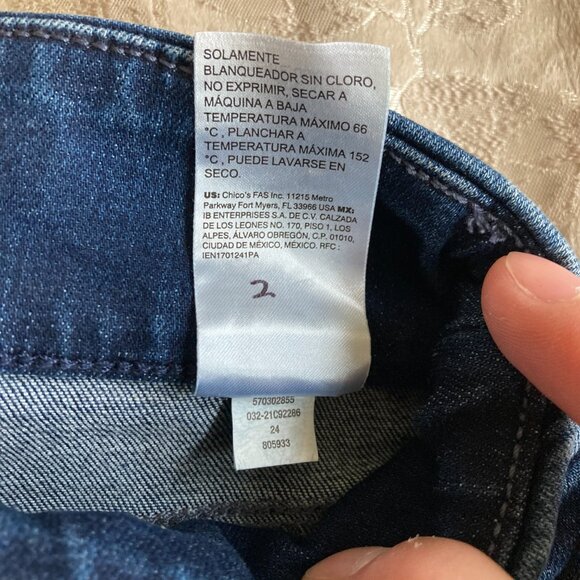 Chico's Pull-On Ankle Jegging Inverness Indigo Size 0 Regular - NWT - Picture 8 of 15